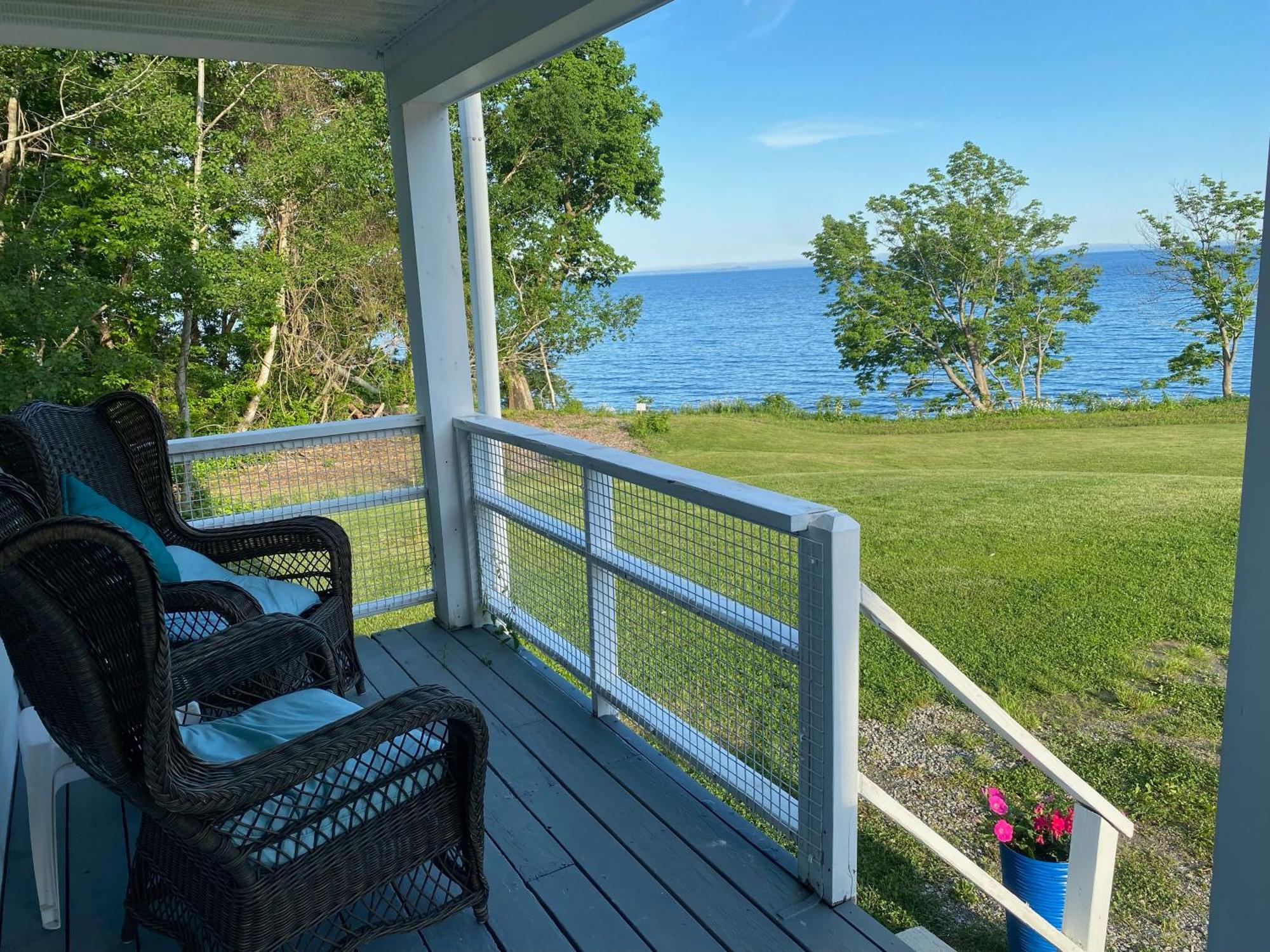 High Tide Inn On The Ocean, Motel And Cottages Кэмден Экстерьер фото